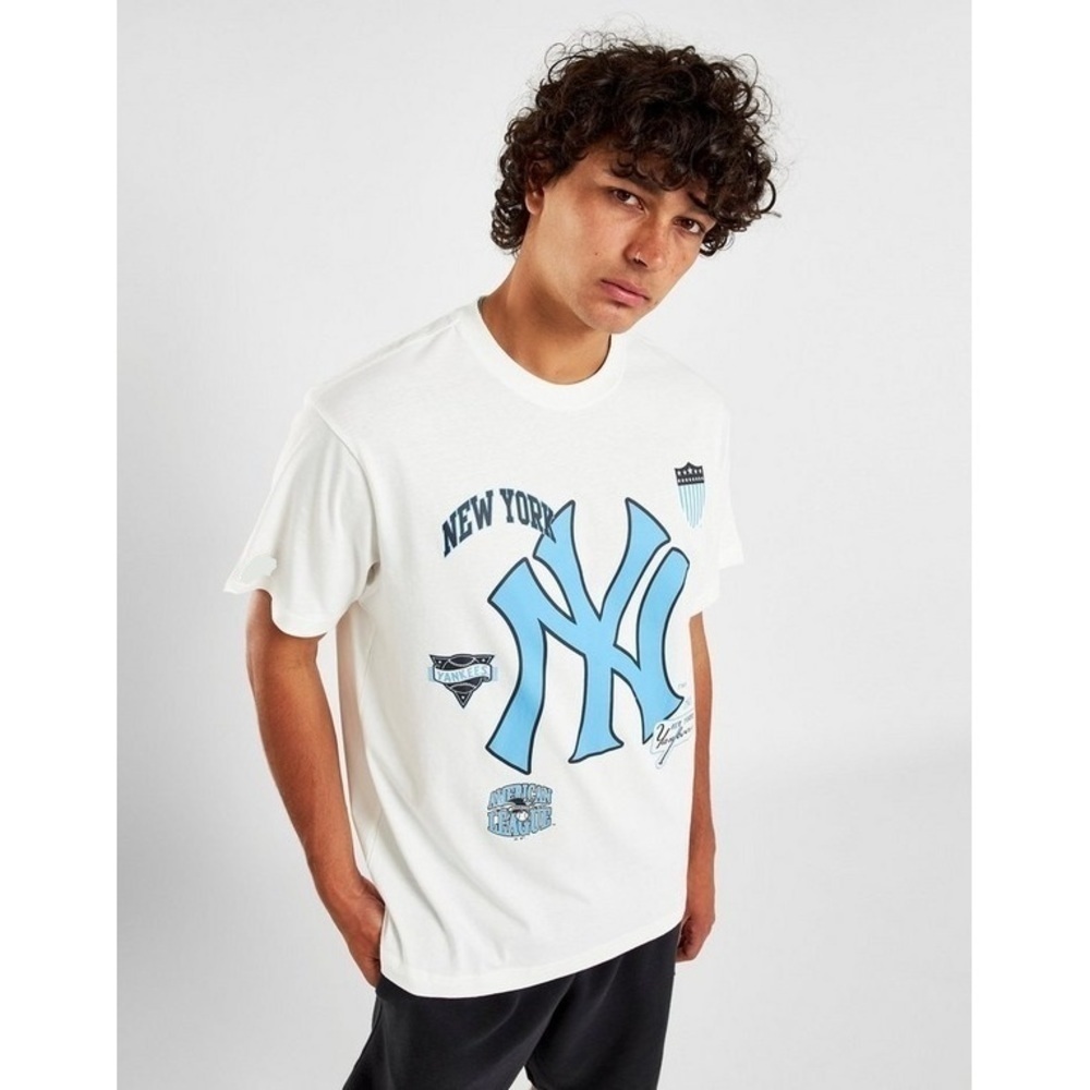 Majestic New York Yankees Classic Retro Baseball Unisex T-Shirt